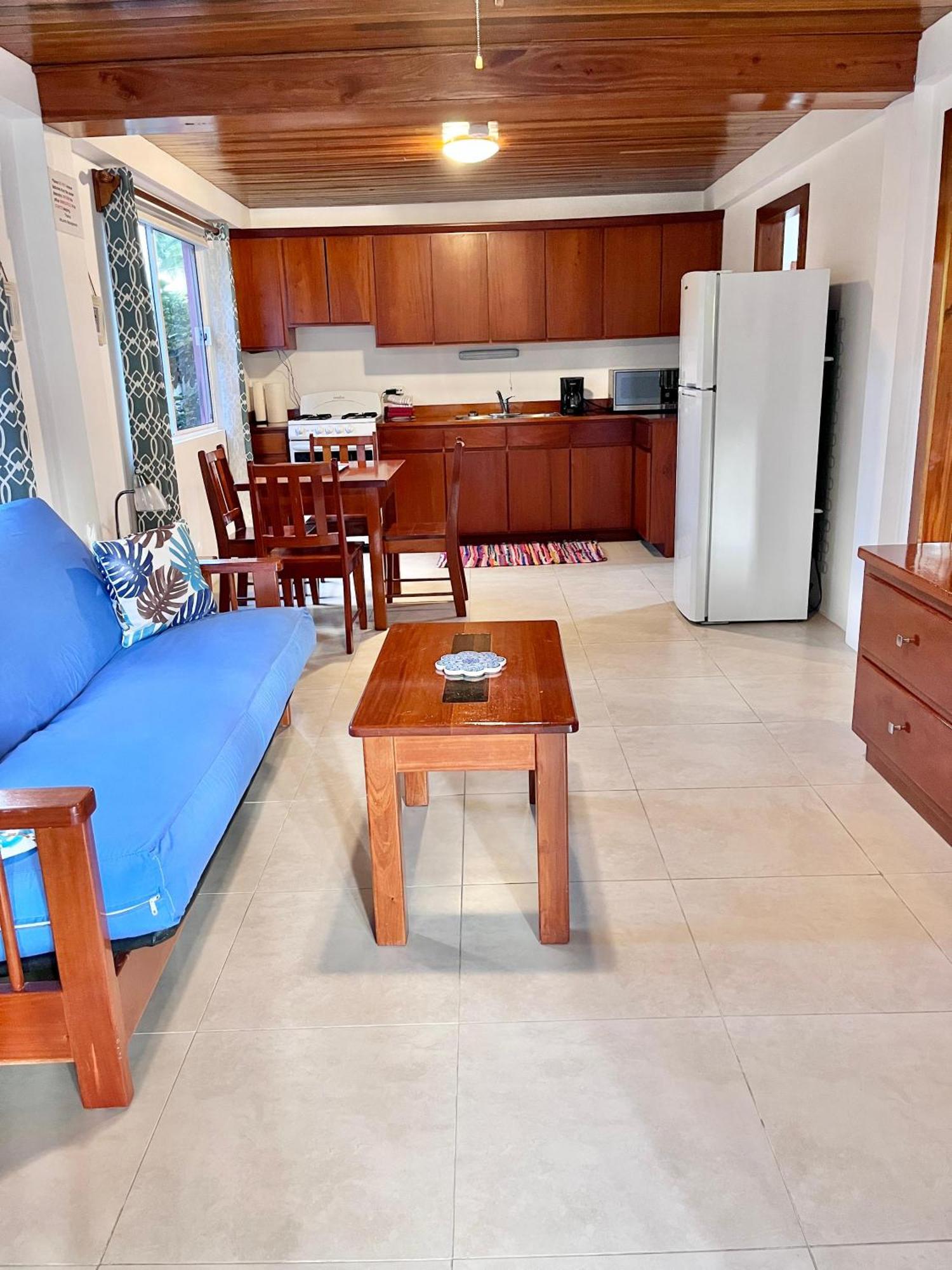 Palmetto Garden Cottage Caye Caulker Esterno foto
