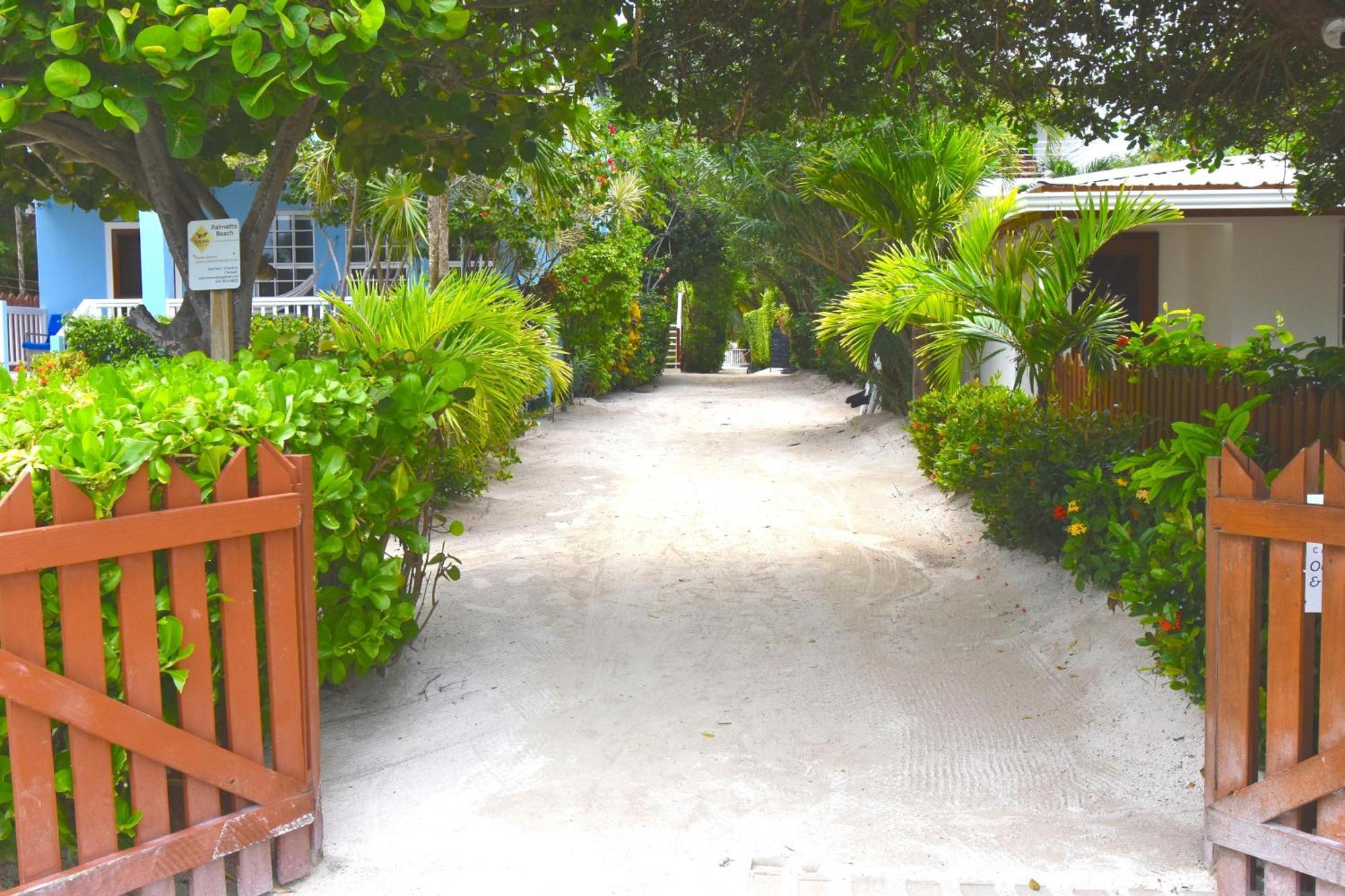 Palmetto Garden Cottage Caye Caulker Esterno foto