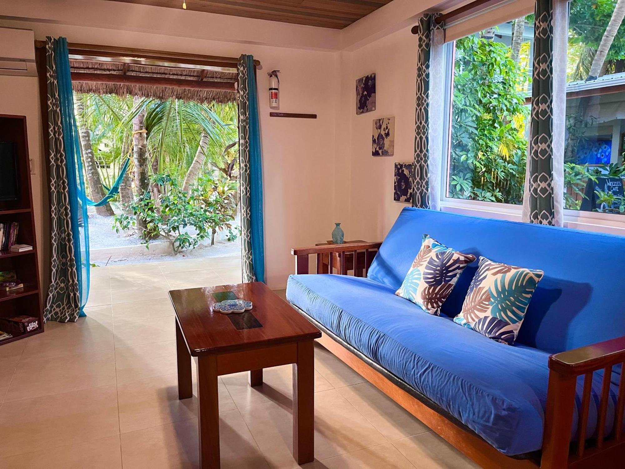Palmetto Garden Cottage Caye Caulker Esterno foto
